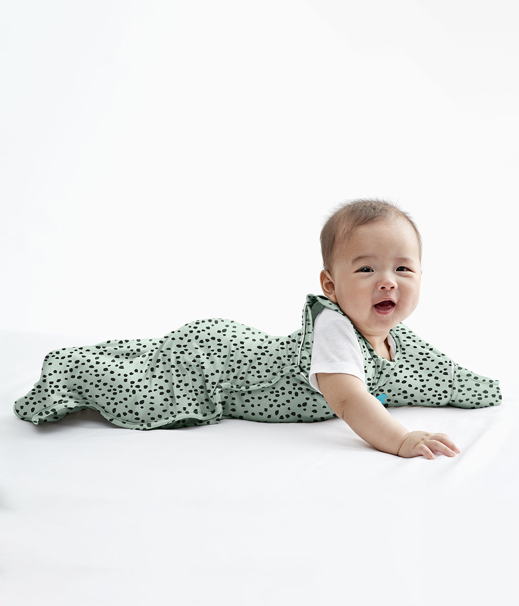 Swaddle Up™ Übergangspucksack 1.0 TOG Baumwolle Oliv Tiermuster