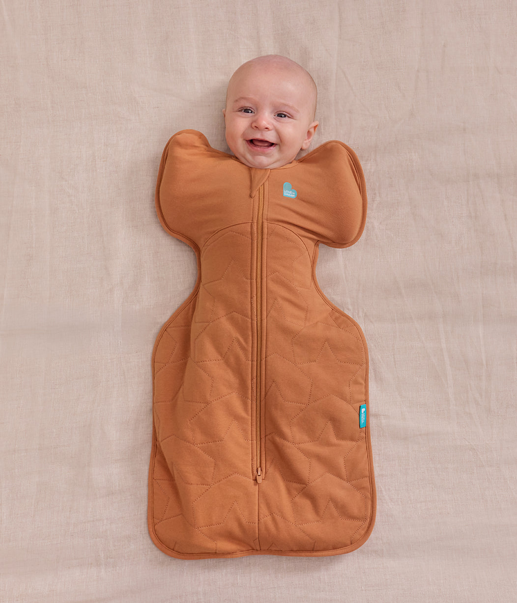 Swaddle Up Starter Bundle | 1,5 | 2,5 | 3,5 TOG | Bordeauxrot Herzen | Haselnuss Stern | Naturmeliert Mond