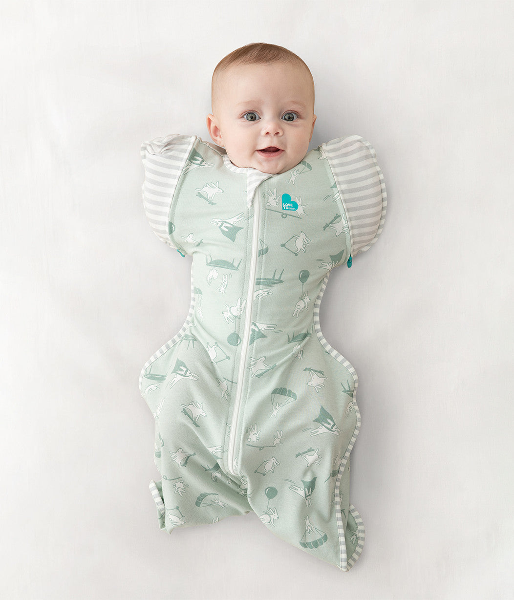 Swaddle Up™ Übergangspucksack Leicht 
Draufgängerische Olive